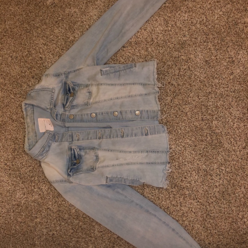 Cropped jean jacket